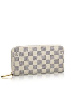 Louis Vuitton Clutches