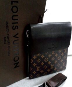 Louis Vuitton Messenger Bag